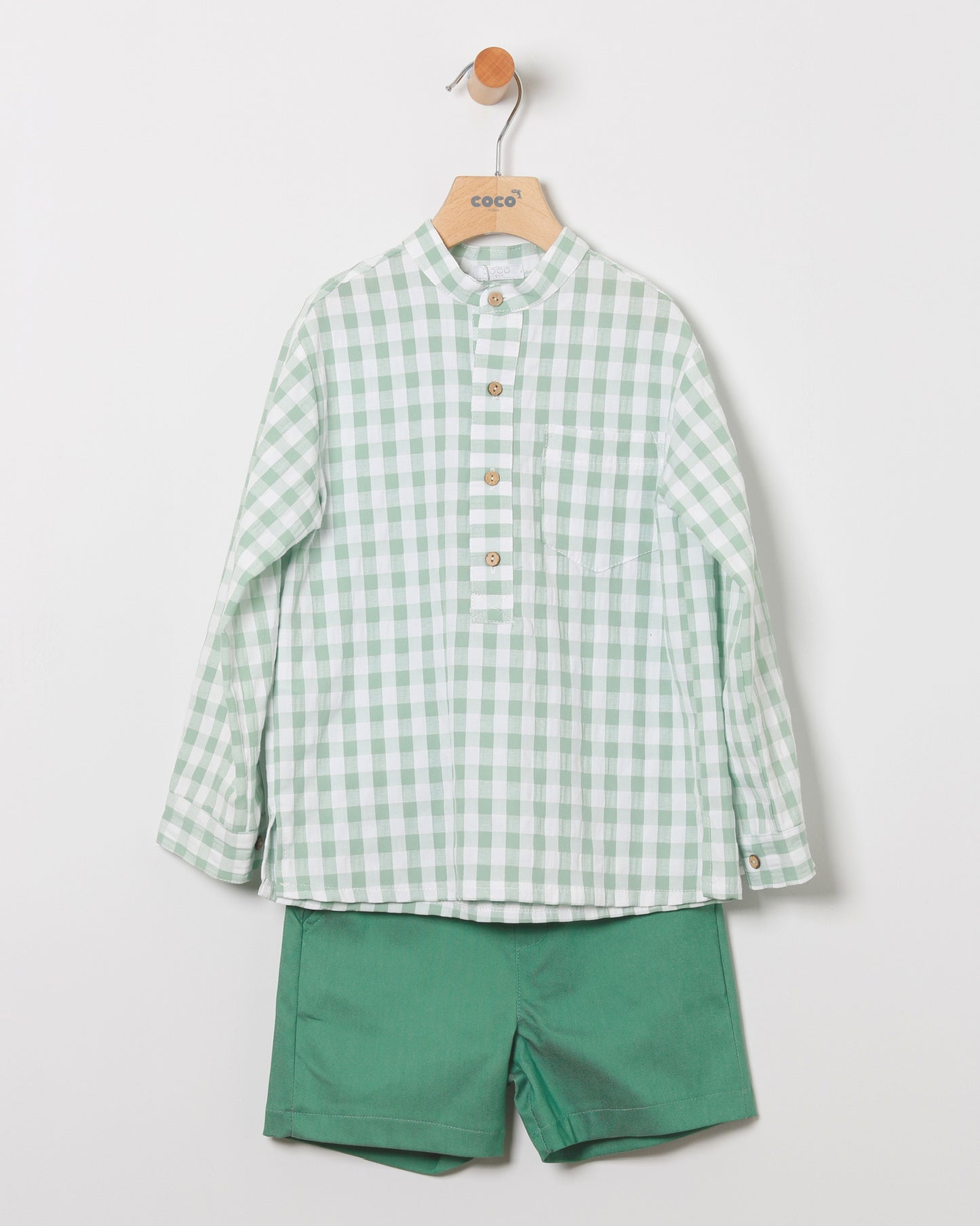 Bermuda y Camisa Cuadros Verde