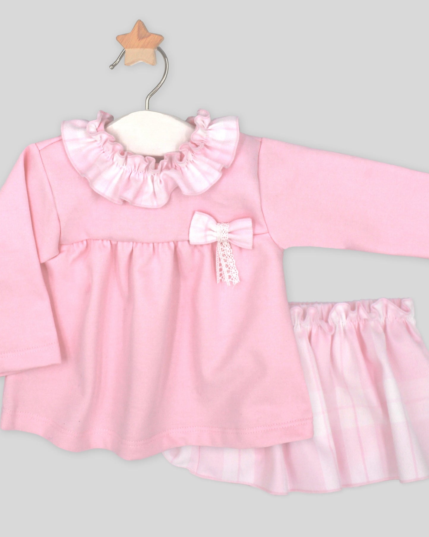 Sudadera y Falda Rosa