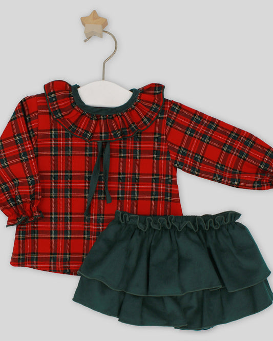 Blusa y Falda Roja