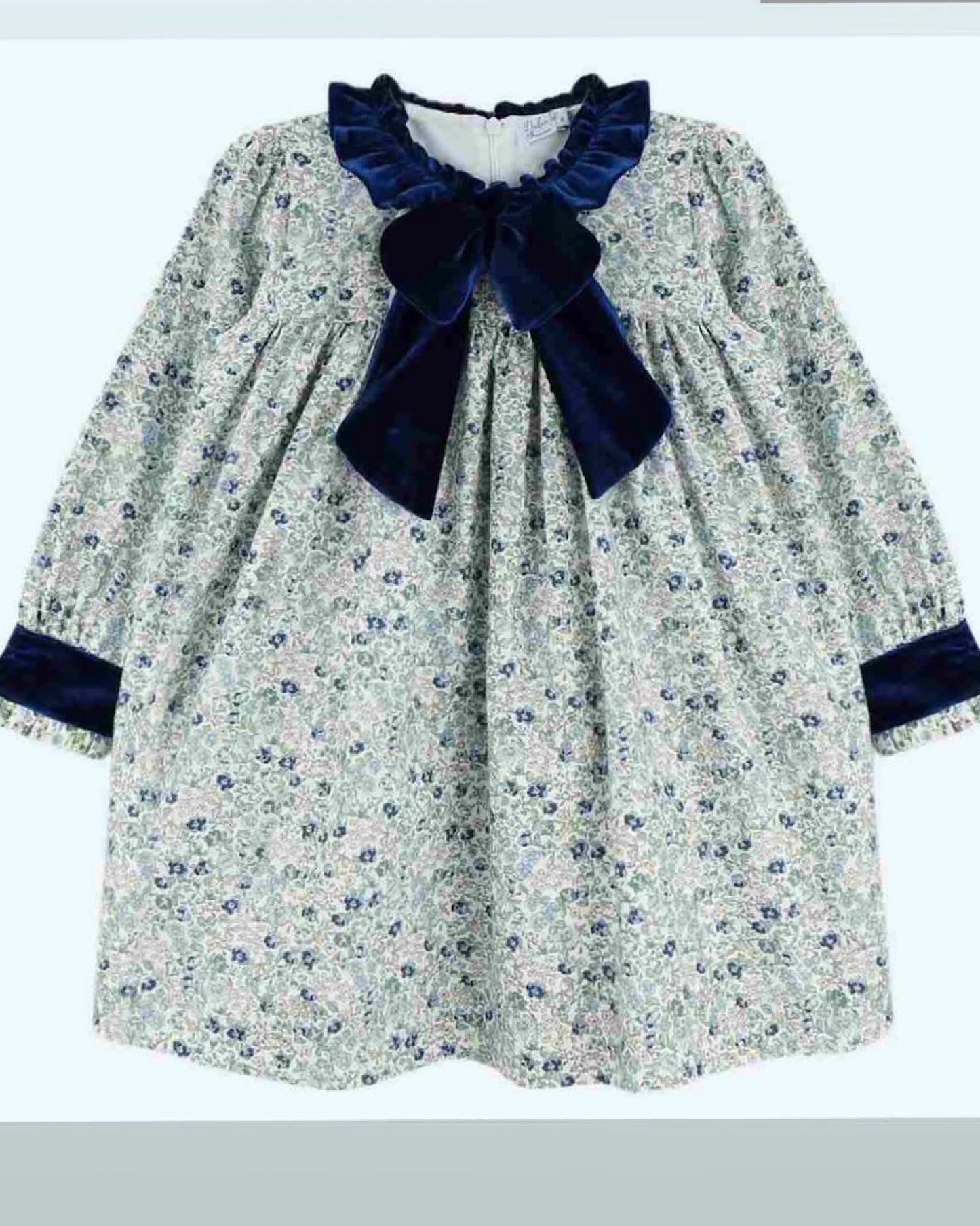 Vestido Velvet Bow